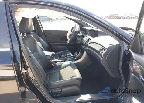 2016 Honda Accord Sport from USA, damaged, VIN 1HGCR2F52GA140171